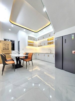 bán nhà mới lô nhì,4x15 nở hậu,3 tầng,hẻm xe hơi - thông đường huỳnh tấn phát quận 7,nhỉnh 7 tỷ