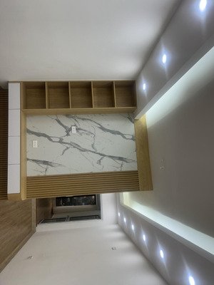 siêu phẩm tập thể tầng 2 đẹp như căn hộ chung cư cao cấp, đường thoáng sáng, rộng thênh thang