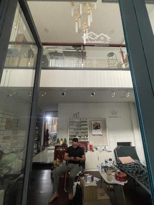 cần bán gấp nhà khu k300 tân bình. hxh, 5tầng bề thế 5x18, 6pn 6wc. khu dân trí cao. chỉ nhỉnh 8 tỷ