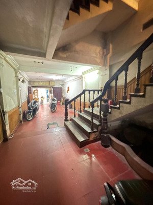 bán nhà mặt phố pháo đài láng - ô tô tránh - khu vực đông dân cư - kinh doanh sầm uất - giá đầu tư