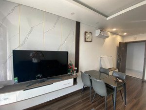 cho thuê căn hộ 2 phòng ngủ đầy đủ nội thất view đẹp, giá tốt tại hoàng huy grand.