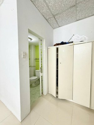 nhà hẻm trung tâm q3 lê văn sỹ, 2 tầng, cách hxh 15m giá 3,9 tỷ tl