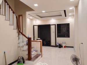 bán nhà ngõ 299 đại mỗ 42m2 4 tầng thoáng trước sau giá 7.5 tỷ