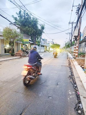 96m2 nhà mặt tiền đường số, hoàng diệu 2, thủ đức, khu sầm uất kinh doanh. 9.9 tỷ thương lượng