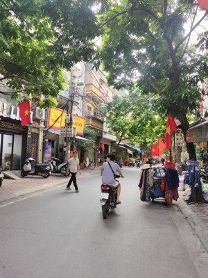 bán nhà mặt phố - thanh nhàn - vỉa hè rộng - kinh doanh - 1 mặt phố 1 mặt ngõ - ô tô tránh
