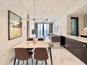 cần cho thuê gấp ch âu cơ tower, dt 88m2, 3pn, 11 triệu/tháng, nhà đẹp, mới. lh tâm: 