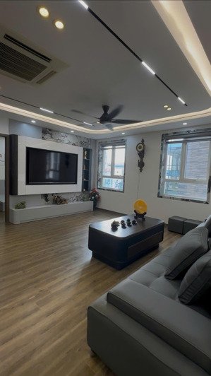 bán căn hộ big tower phạm hùng diên tích 127,4m², 4pn, full nội thất hiện đại, hướng mát,