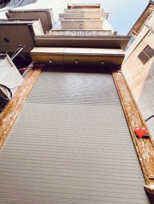 phân lô hai bà trưng - 7 tầng thang máy - lô góc - ô tô vào nhà - 3 bước ra phố - kinh doanh