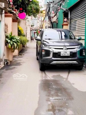 nhà mới ngõ 26 ỷ la dương nội, ôtô đỗ cổng, hàng xóm kđt geleximco 31m2, 5tầng full nội thất, 5.8tỷ