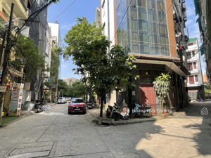 bán nhà phố hoàng quốc việt - nghĩa đô dt 59m2 7 tầng thang máy - lô góc - ô tô tránh - kinh doanh!