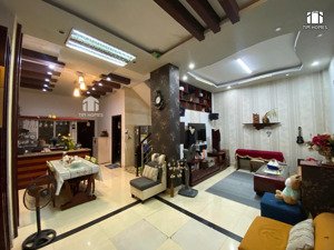 cơ hội hiếm sở hữu khách sạn ngay trái tim phố tây nha trang hẻm ô tô nguyễn thiện thuật