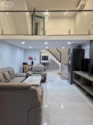 Nhà mới đẹp 3 tầng, 3PN, đường Ni Sư Huỳnh Liên, P11, chỉ 5.6 tỷ TL