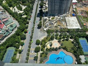 chính chủ em bán căn 92,4m toà s4 nhà đã làm đầy đủ đồ ,view hồ công viên và bể bơi nội khu