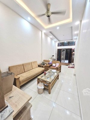 bán nhà tô hiệu nguyễn trãi trung tâm lõi hà đông chỉ 10tỷ(ctl)