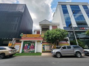 4mx20m - bán nhà hẻm 10m khu hoàng hoa thám - k200, p12, tân bình. giá bán 12.5 tỷ