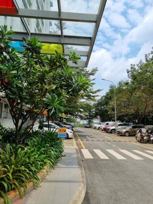 bán shop hausneo quận 9 144m², sổ hồng riêng giá chỉ 45tr/m² giá tốt 6,5 tỷ