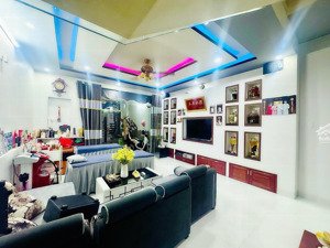 siêu phẩm giá rẻ nhà 3 tầng mới keng mặt tiền bùi giáng cẩm lệ 90m3 3 tầng 6.8 tỷ