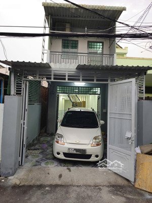 nhà mặt tiền trung tâm thủ đức ở ngay, kinh doanh đỉnh cao