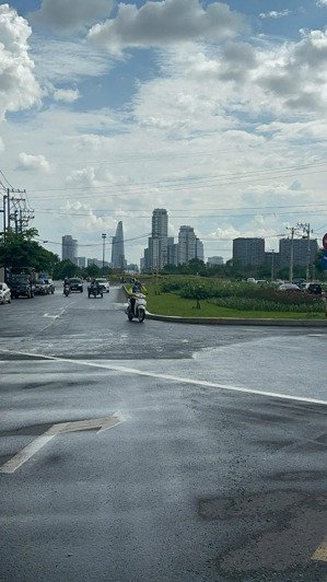 giá rẻ nhất!! mt lương định của - chỉ 365tr/m2 , được xây cao hầm 8 tầng