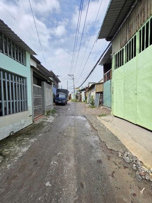 bán nhà cấp 4 (10x29.6m), hẻm mỹ phước tân vạn p. thuận giao, đang thuê 4tr/th