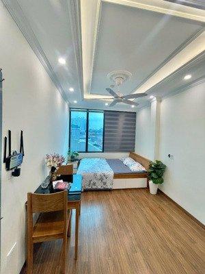 cho thuê gấp phòng trọ 1pn tách bếp, 5,3 triệu, 30m2 tại tây hồ. dân cư xung quanh cực thích !