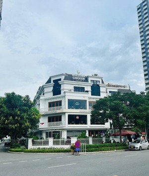 cho thuê nhà lô góc phố lưu quang vũ -110m2 x4 tầng mặt tiền siêu rộng 18m, khu trung tâm cực hiếm