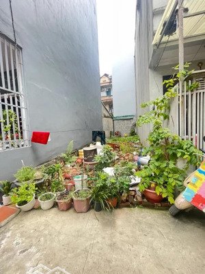 ** bán mảnh đất đẹp xây ccmn hoặc nhà ở phố cổ nhuế dt = 56m2 - mt 3,6 m / giá 8,5 tỷ **vị trí