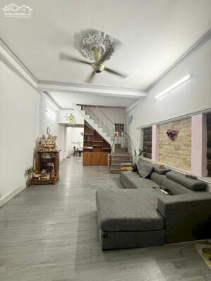 NHÀ ĐẸP – HẺM Ô TÔ –60M2 4.85 TỶ SÁT MẶT TIỀN TRƯƠNG THỊ HOA – GẦN METRO TTH, Q.12