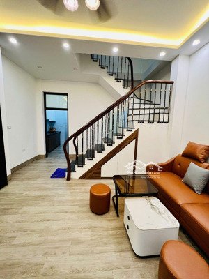 bán nhà riêng ,kinh doanh , tôn đức thắng đống đa, 7,6 tỷ, 35m2, giá siêu hời, view đẹp