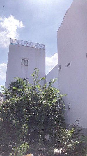 bán đất lô góc 2 mt lê văn lương, phước kiển, nhà bè, hxh 6m, dt 80m2, chỉ 4,2 tỷ