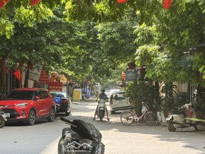 mt 5m -- phân lô vỉa hè 3 ô tô tránh -- lê hồng phong -- trung tâm phố cổ -- hàng độc -- siêu đẹp