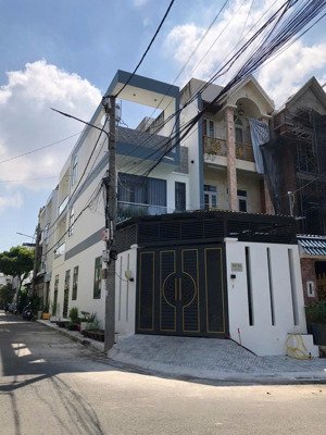 chủ hạ giá 600 triệu bán nhanh nhà 2 mặt tiền hẻm, 3 tầng xây mới, giá nhỉnh 8 tỷ