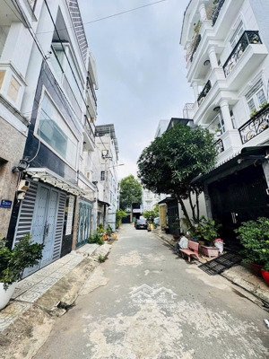 bán nhà 4 tầng kdc hưng phú đườn 8m vỉa hè, đối diện đh luật, hiệp bình chánh, thủ đức.