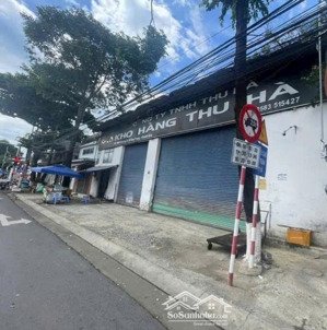 chủ cần bán đất có kho sẵn mặt tiền đường 23/10 vĩnh hiệp nằm sát đường d30 (mặt tiền 20m)