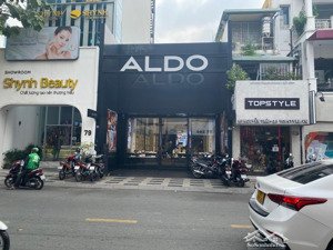 chỉ 26 tỷ - mặt tiền lý thái tổ ngay vòng xoay ngã bảy quận 10.( dt 4.7m x 26m )hdt: 65tr/tháng