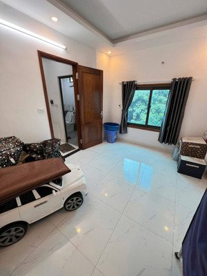 chủ cần tiền nên thiện chí cần bán gấp