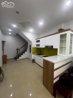 DUY NHẤT 1 CĂN - TT ĐỐNG ĐA - 40M 5 TẦNG - 3 PHÒNG NGỦ - TẶNG NỘI THẤT - 6.9 TỶ