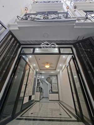 nhà lô góc trung tâm phố việt hưng - 5t thiết kế thông minh - 30m - 6.2 tỷ