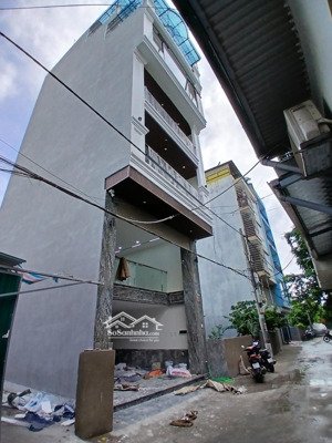 bán toà nhà 7 tầng xây mới 70m2 thang máy ngõ oto qua lại khu vực times city, chỉ hơn 20 tỷ