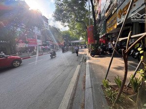 gấp!!!mặt phố vip thái hà- đống đa- dt 35m2 x mt 4,5m- giá 22.6 tỷ- vỉa hè 6m- dòng tiền 60tr/tháng