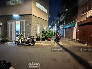 chủ nhà cần bán gấp!phân lô phú diễn,oto,dt=60m2x4t,mt=5m,9.9ty