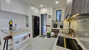 cần bán 3pn 121 diamond centery full nt sang xịn, nhà mới vào ở ngay. giá thật ko ảo