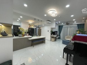 chính chủ bán căn hộ diamond alnata 117m2 3 phòng ngủ full nội thất giá 8.5 tỷ tặng ô đậu xe