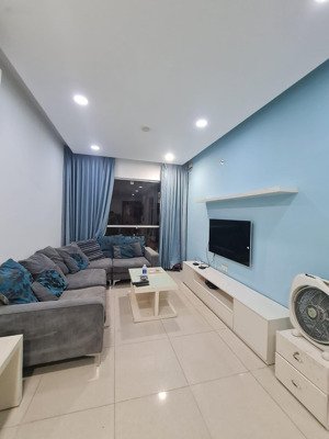 chính chủ cần bán ruby 67m2 (2pn-2wc), tầng cao, có nội thất, sổ hồng riêng, giá 3.95 tỷ