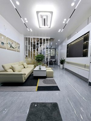 bán nhà phố vạn phúc hà đông 46m2, 4 tầng nhà dân xây chắc chắn, cách ô tô tránh 20m. giá 7,x tỷ