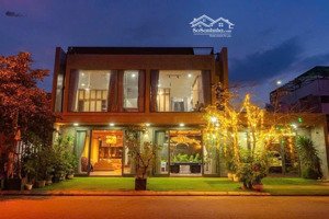 bán villa dream house sơn trà 300m hồ bơi, 6pn view cực đẹp, full nội thất ngoại nhập