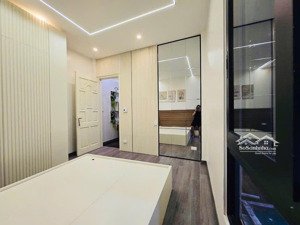 nhà ngõ 79 cầu giấy thông 445 nguyễn khang -trung tâm cầu giấy nhà đẹp lô góc giá tốt 11 tỷ dt 43m²