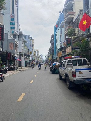 bán nhà mặt phố trần minh quyền, 19,5 tỷ, 62m2, 5pn, 6wc, hàng hiếm tại quận 10, tp.hcm