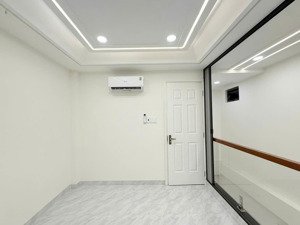 siêu phẩm nguyễn văn đậu hẻm phân lô ô tô tránh ngang 7m 5 tầng chỉ 7.8 tỷ