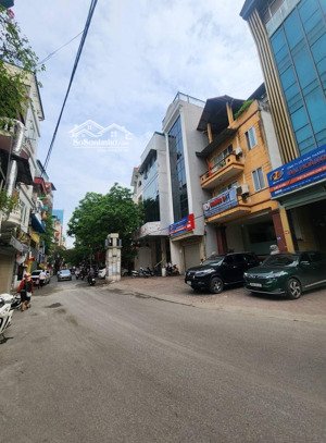 bán tòa vp phố hoàng ngân dt 90m2. có vỉa hè. thiết kế 10 tầng (9 nổi + 01 hầm). giá chào 51 tỷ